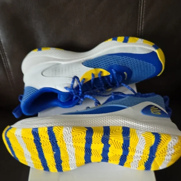 Under Armour Blue and Yellow Men's Sneakers - Picture 6 of 11